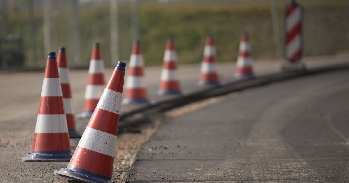 Container trottoir sécurité : signalisation et bonnes pratiques à Bruxelles