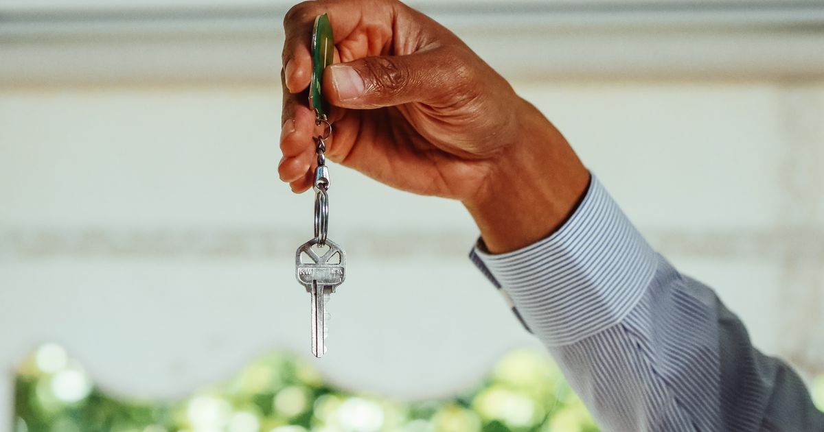 Débarras fin de bail Bruxelles : vider un logement avant l'état des lieux