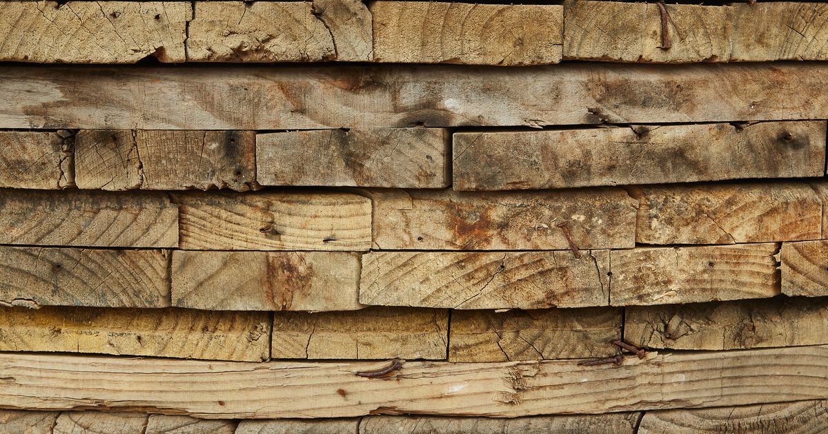 Recyclage du bois de chantier à Bruxelles